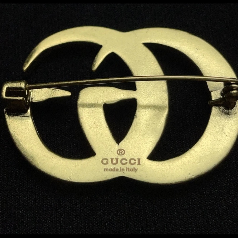 Gucci Gold Brooch with Pink and Blue Crystals - Picture 8 of 9